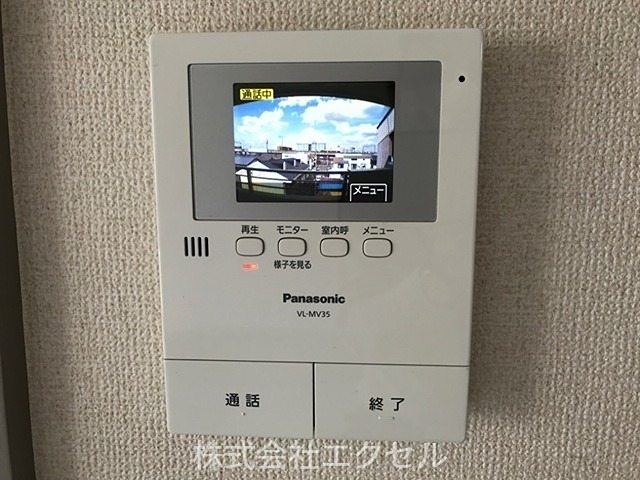 セキュリティ　モニター付きインターホンです。
