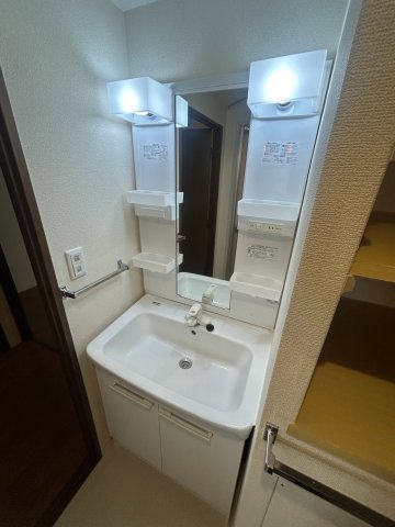 URサンラフレ鳴尾北 11号棟の内装写真
