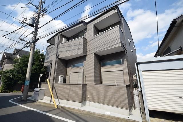 建物外観　★各部屋にバルコニーがあります★