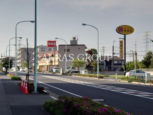 飲食店　安楽亭 百草園店（飲食店）まで893m
