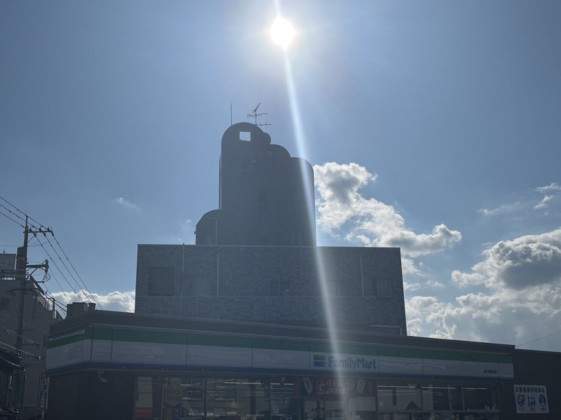 コンビニ　ファミリーマート喜々津駅前店（コンビニ）まで459m