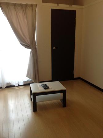 居室・リビング　全室フローリングのきれいなお部屋です