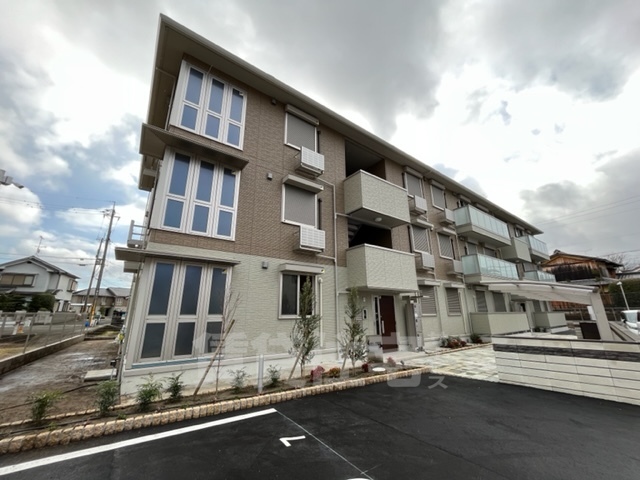 ＪＲ山陰本線 嵯峨嵐山駅 徒歩15分 築5年