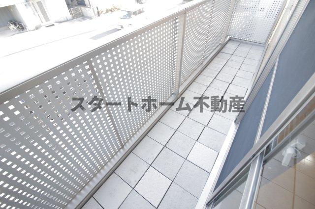 バルコニー　バルコニーがあります