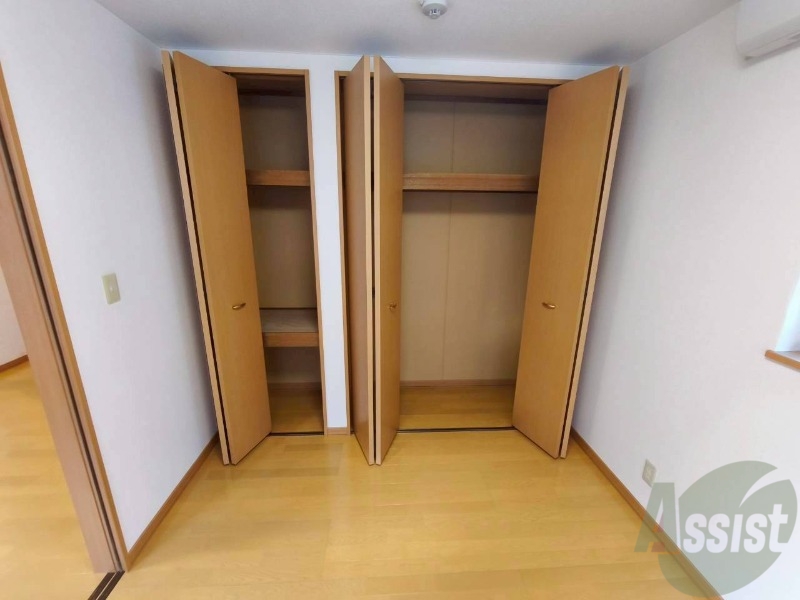 収納　クローゼットがありました。お洋服や荷物はここへ