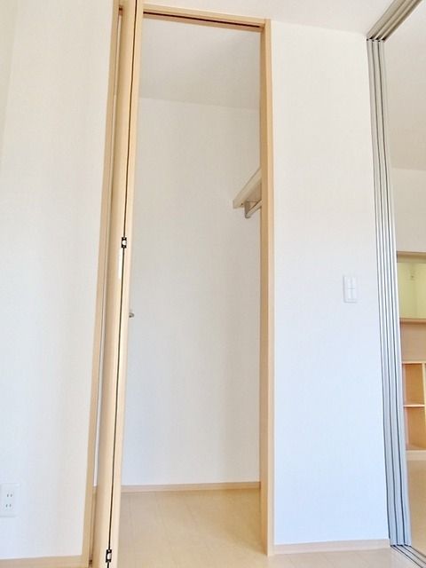収納　★ワンステップクローゼット★