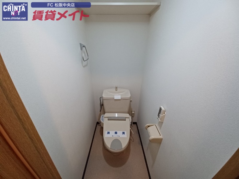 トイレ　同型参考写真