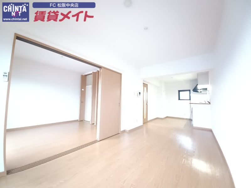 居室・リビング　同型参考写真