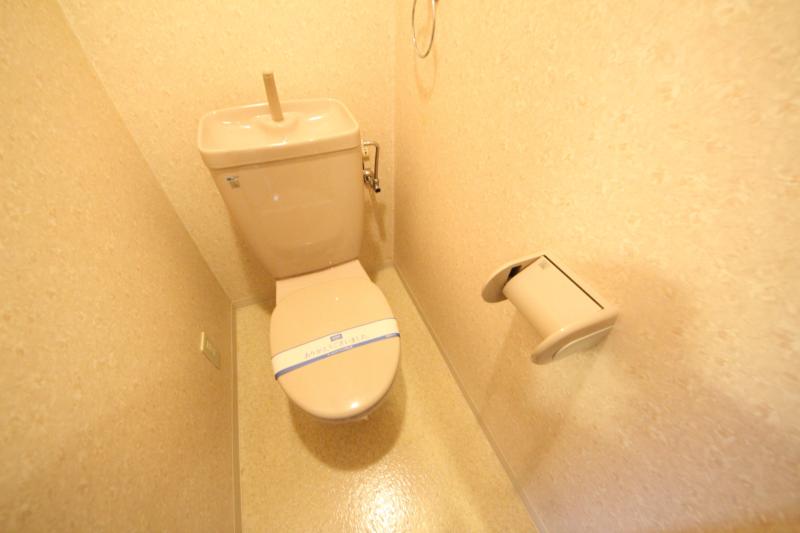 トイレ　落ち着いたトイレです
