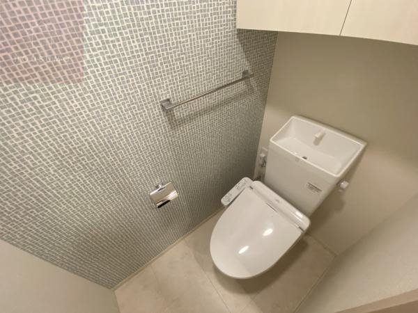 トイレ　落ち着いたトイレです