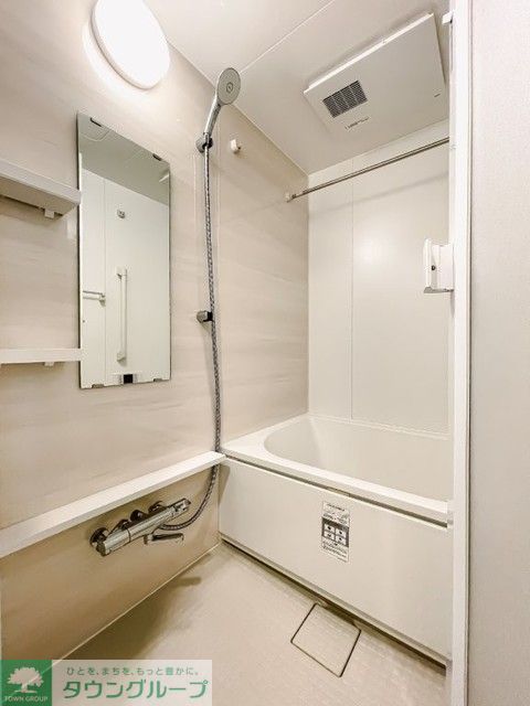 バス・シャワールーム　※写真は同タイプ住戸です。