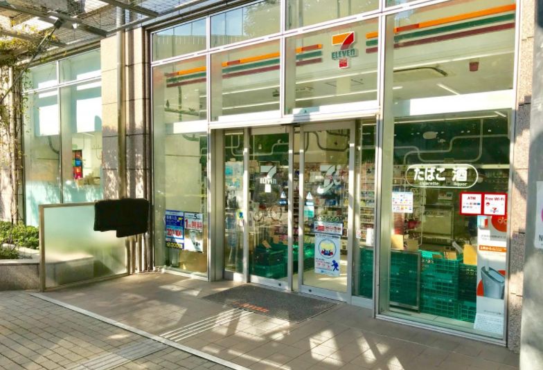 コンビニ　セブンイレブン勝どきグロウスタウン店（コンビニ）まで234m
