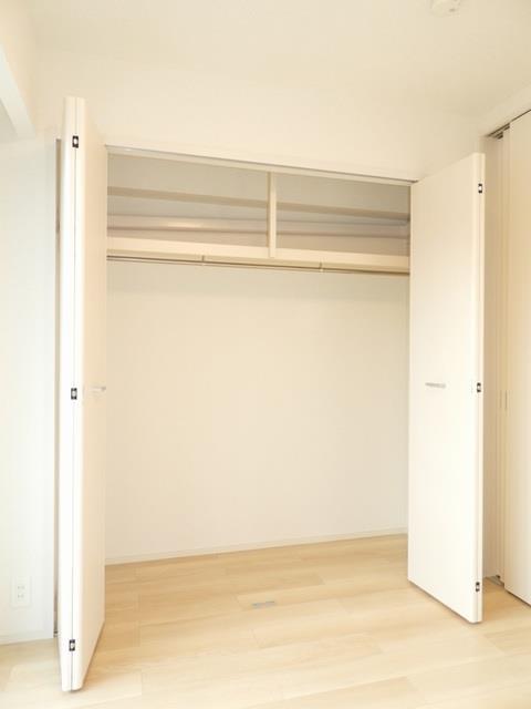 収納　衣類を掛けて収納できるクローゼット♪