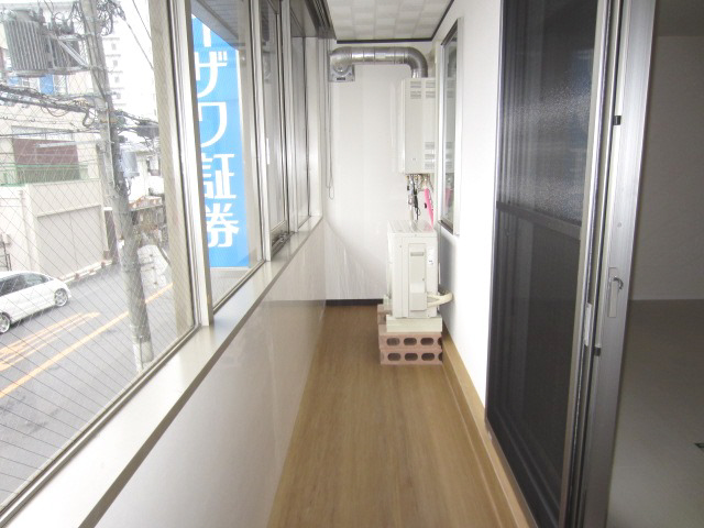 バルコニー