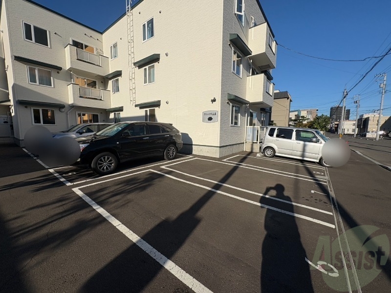 駐車場　駐車場