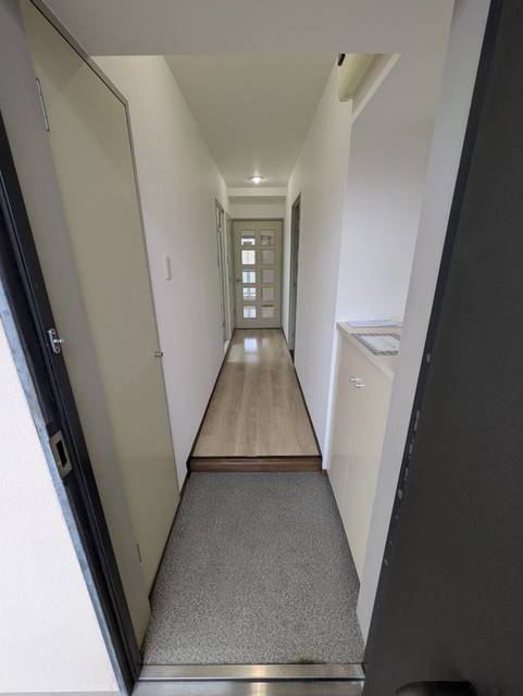 玄関　別部屋参考写真です