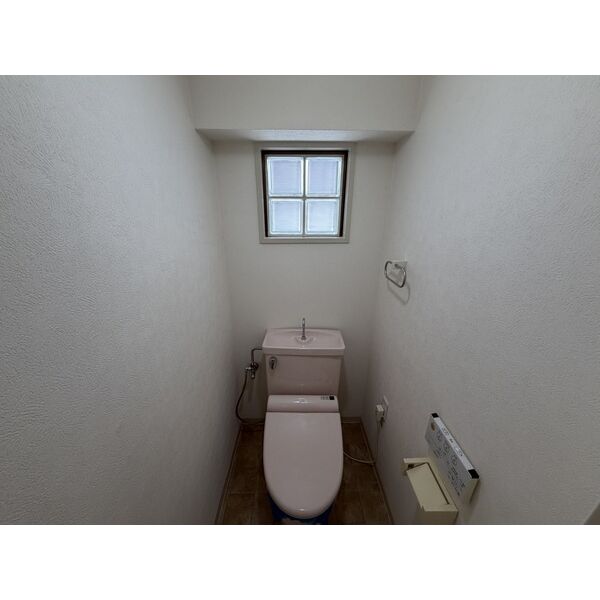 ARK21ビルのトイレ写真
