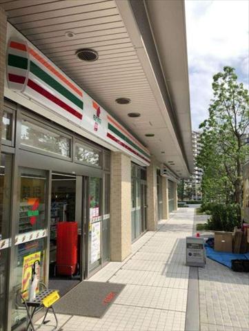 コンビニ　セブン－イレブン・ジャパン品川シーサイド店（コンビニ）まで256m