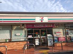 コンビニ　セブンイレブン舞鶴溝尻店（コンビニ）まで652m