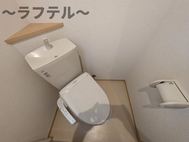 トイレ　別部屋イメージ写真