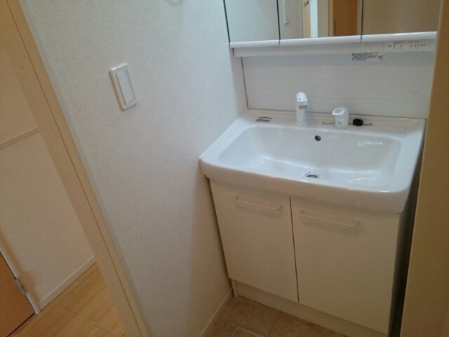 洗面設備　洗面所です