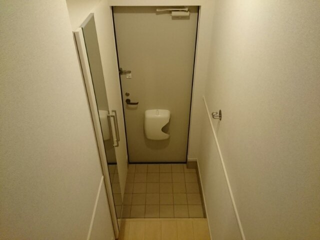 玄関　シンプルで使いやすい玄関です