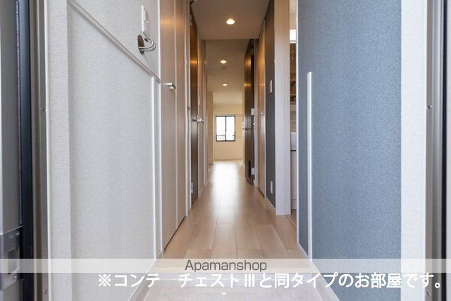ＪＲ山陽本線 五日市駅 バス乗車時間：8分 最寄りバス停で下車 徒歩4分 3階建 新築の玄関写真
