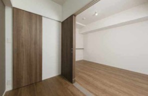 その他部屋・スペース　こちらは寝室にピッタリの洋室です