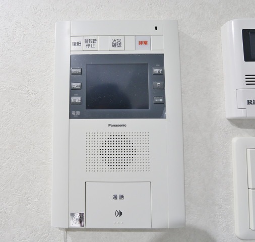 セキュリティ　安心のモニターホン