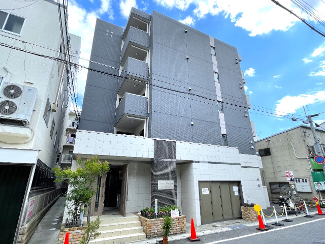 1LDK Mansion in Chuo-ku, Kobe, Hyogo — photo 3 of 3