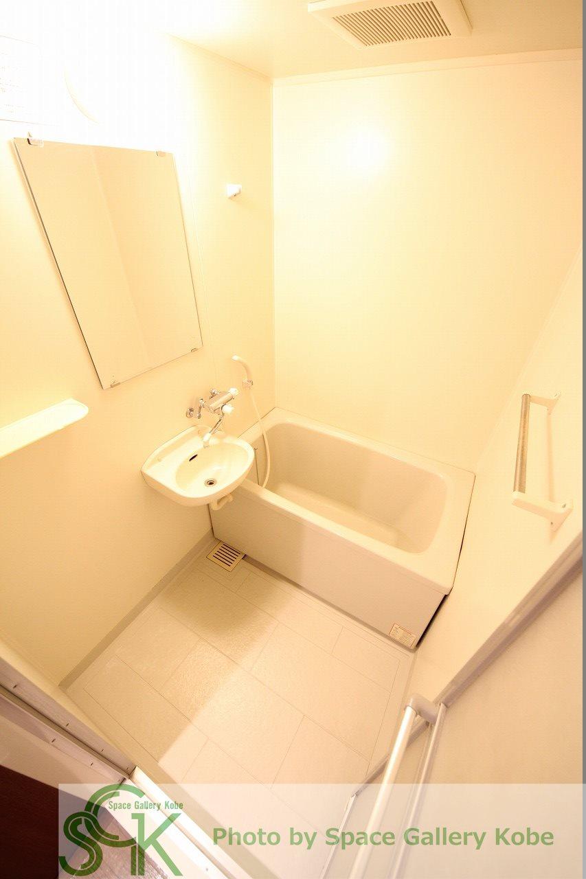 バス・シャワールーム　※お部屋により仕様が異なる場合があります。