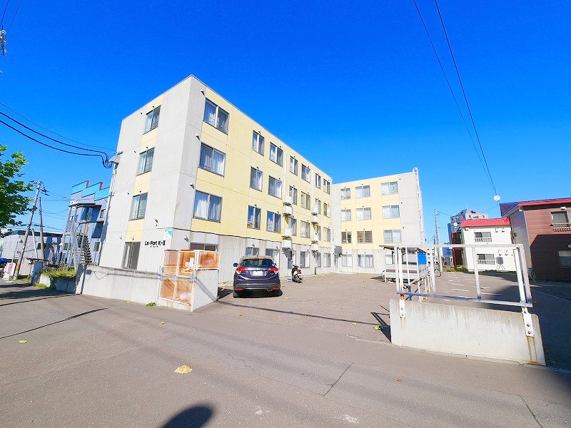 建物外観　設備充実のマンションです♪