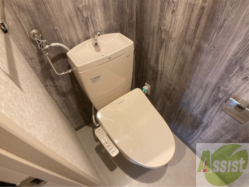トイレ　こちらはトイレです。清潔感があり、安心して使用できます。