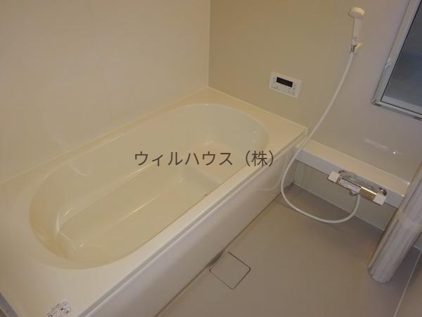 バス・シャワールーム　一坪浴槽！