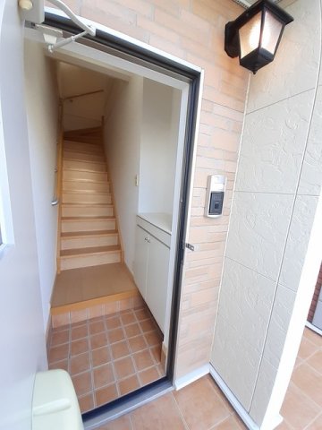 玄関　シンプルで使いやすい玄関です