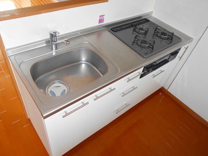 キッチン　同物件別部屋参考写真です