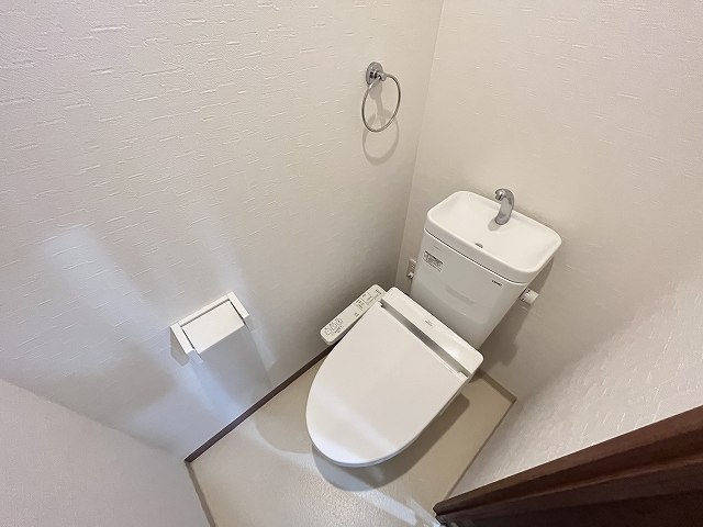 クレール新森のトイレ写真