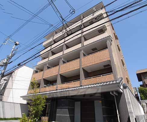 APEX京都御所西の外観写真
