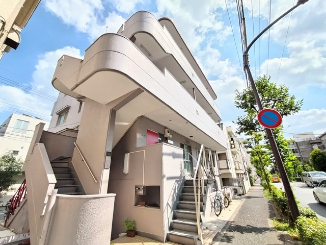 建物外観　★吉祥寺駅徒歩１５分・三鷹駅徒歩１２分★