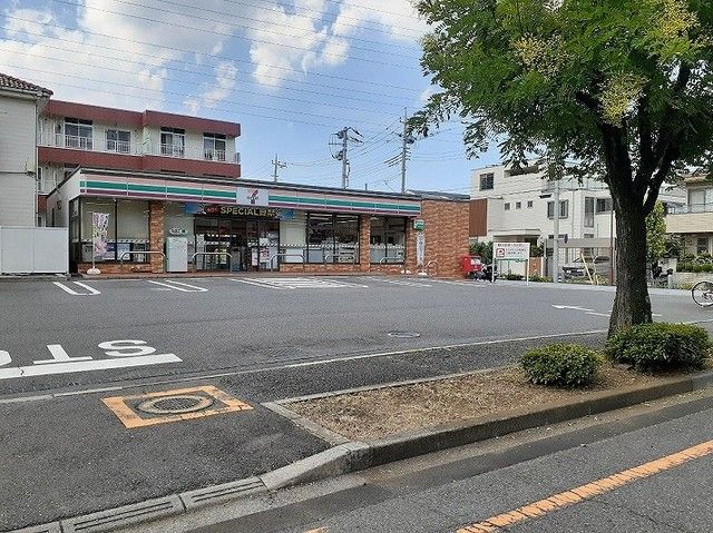 コンビニ　セブンイレブン　東浦和３丁目店（コンビニ）まで160m