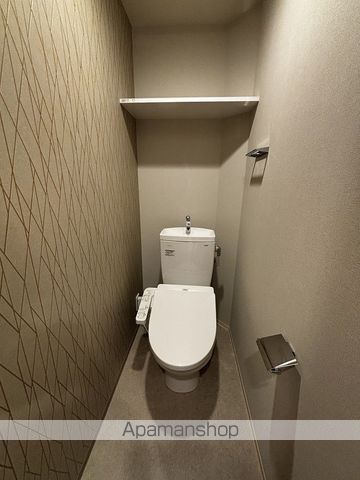 ＪＲ大阪環状線 福島駅 徒歩13分 13階建 築1年のトイレ写真