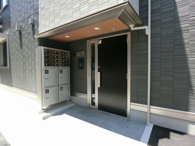 シャトル古市の外観写真