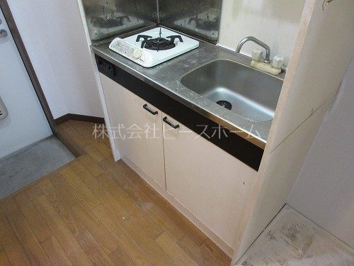 キッチン　※別号室参考写真
