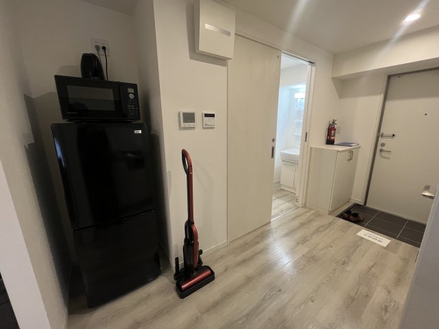 その他部屋・スペース　別号室の写真です（現状を優先します　※床の色はダークブラウン
