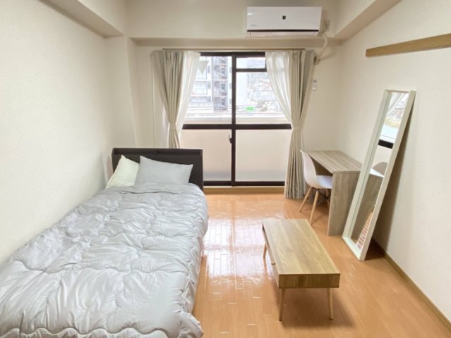 アートプラザ京田辺の居間写真