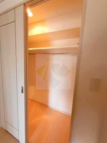 収納　参考写真　別のお部屋のお写真です