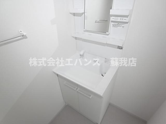 洗面設備　独立洗面化粧台付き