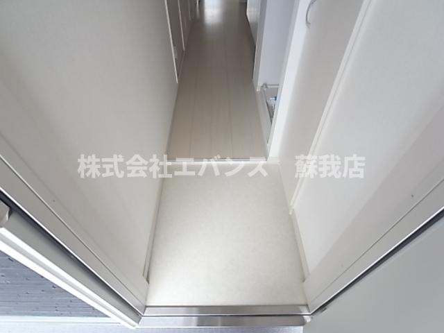 玄関　収納もある玄関です