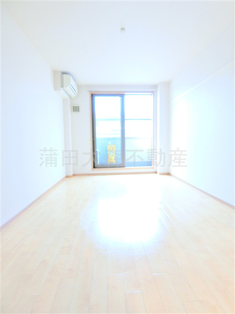 その他　洋室8.4帖