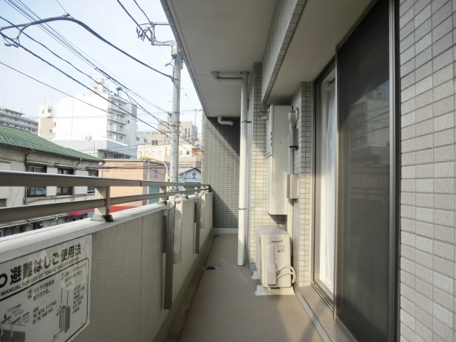 バルコニー　（別タイプ参考写真）ディアスタ日暮里 荒川区東日暮里４